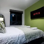 公寓 2br Centre Flat, Balcony And Views - Sleeps 8